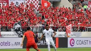 这个暑期档，《和平精英》掀起了一股“赛博吸猫”热潮